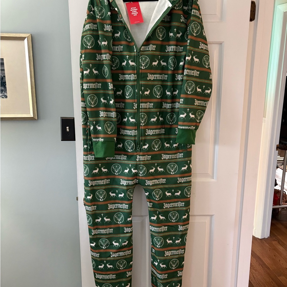 Jagermeister St Patrick’s Day Men’s Hooded Onsie XL NWT!